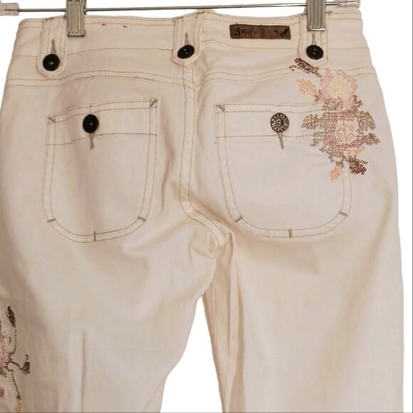 Y2K Capris Women's Sz 3 Ivory Cross Stitch Hand Enbroidered Floral Boho Festival - Picture 10 of 16